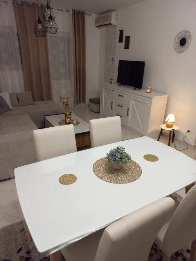Apartman Pontis Okrug Gornji Trogir Exterior foto